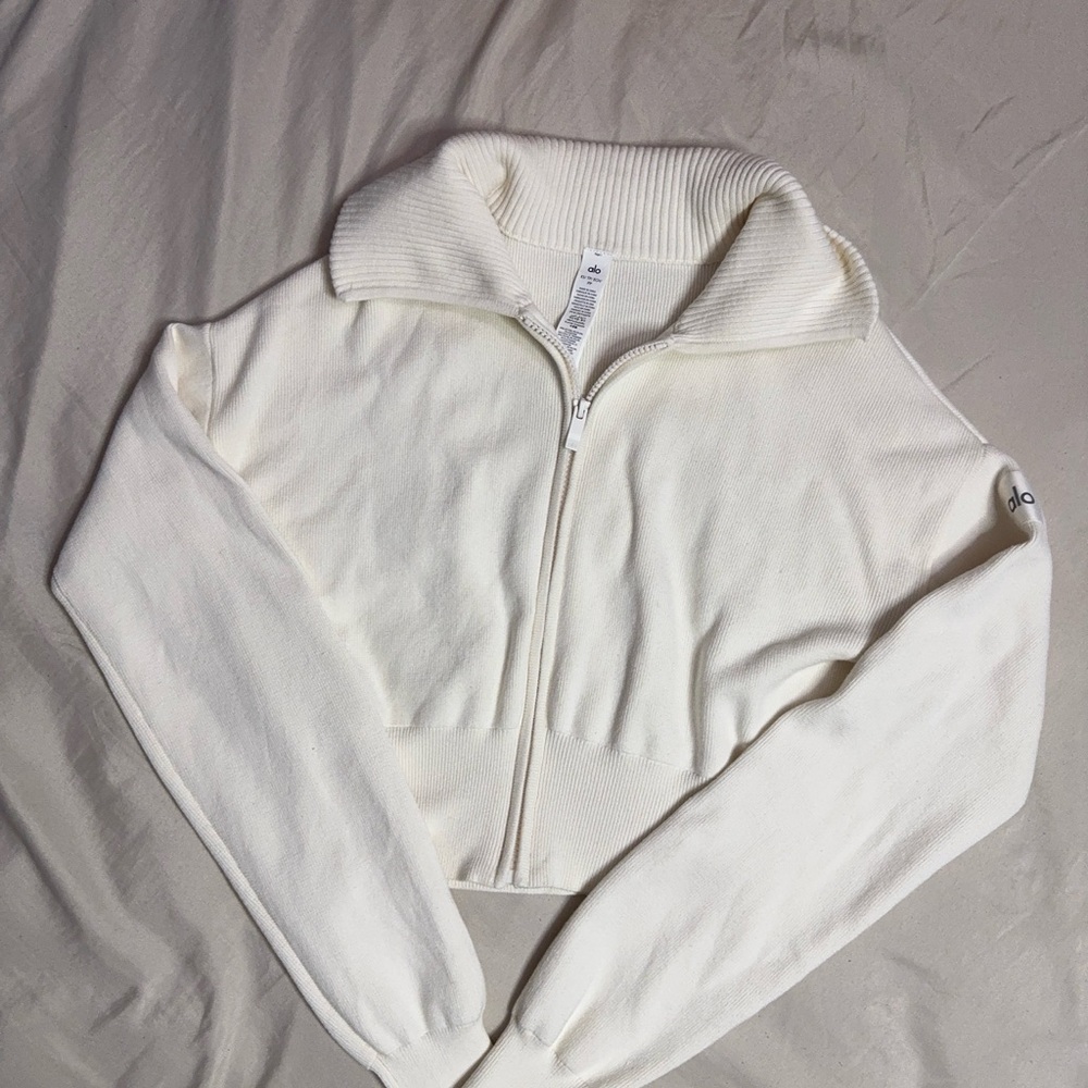 ❌❌Sold ❌❌ALO Yoga Scholar knitted jacket
